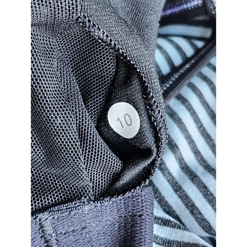 Lululemon Black/Gray Striped Spaghetti Strap Racer Back Padded Tank Top Sz 10